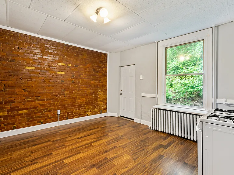 3720-3726 Baytree Street - 3720 Baytree Street — Photo 9