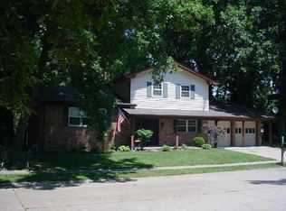 8626 E Oriental Ct, Indianapolis, IN 46219