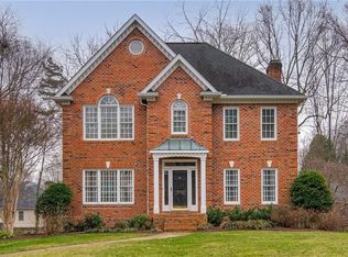 5130 Laurel View Dr, Winston Salem, NC 27104