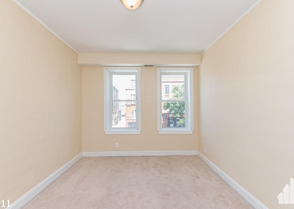 1st image of 1911 W Chicago Ave #1425
