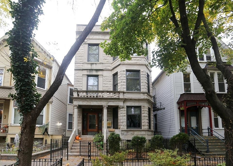 1st image of 1134 W Oakdale Ave #2REAR
