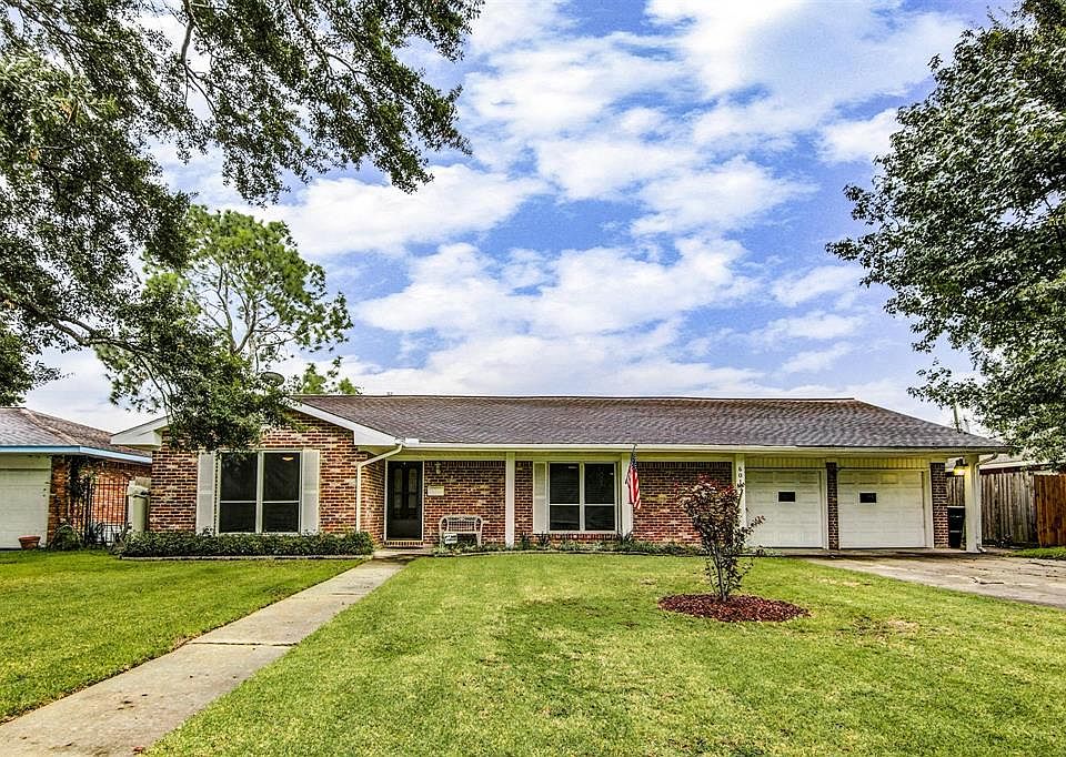 1st image of 6015 De Moss Dr
