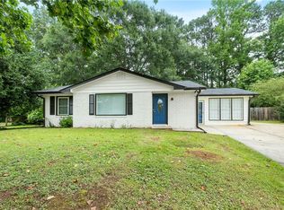 1694 Pheasant Dr, Jonesboro, GA 30238