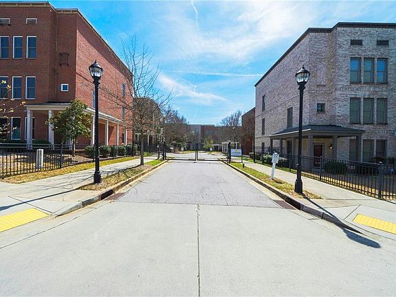 2nd image of 790 Liberty Commons Dr NW #601