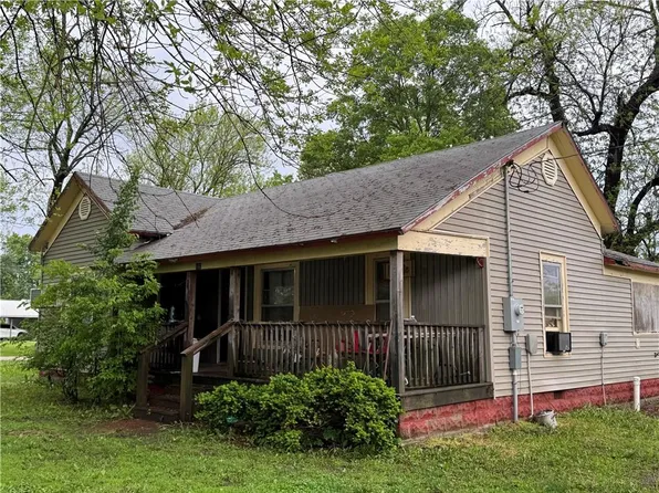 100 N Marks St, Edna, KS 67342