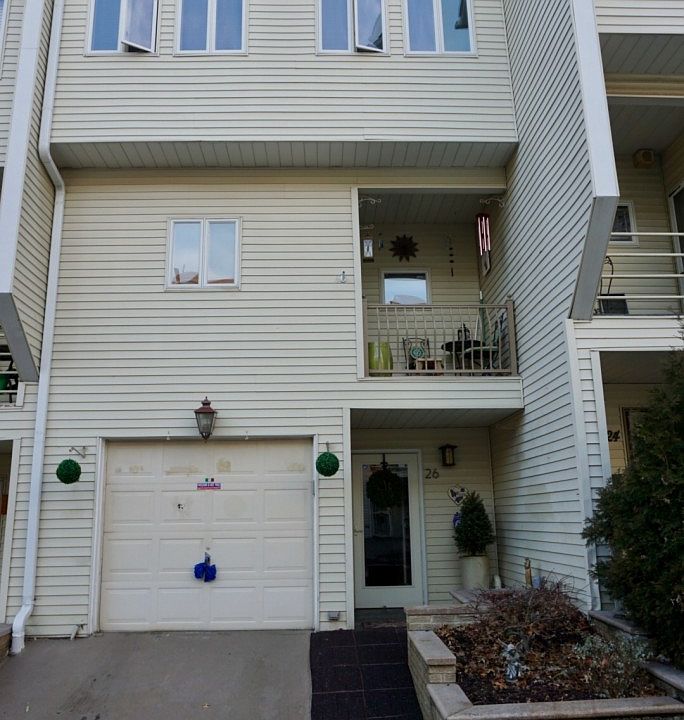 1st image of 26 Grasmere Ct