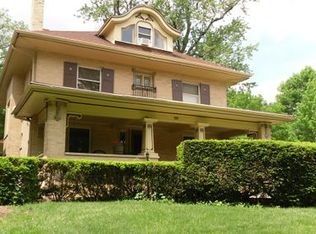547 N Elmwood Ave, Oak Park, IL 60302