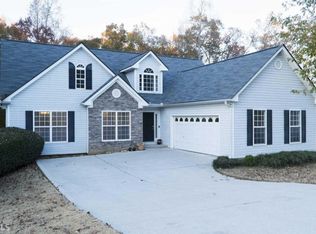 7065 Reserve Ct, Flowery Branch, GA 30542