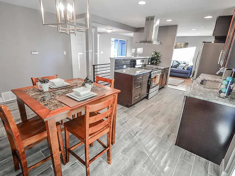 12282 W 65th Ave — Photo 4