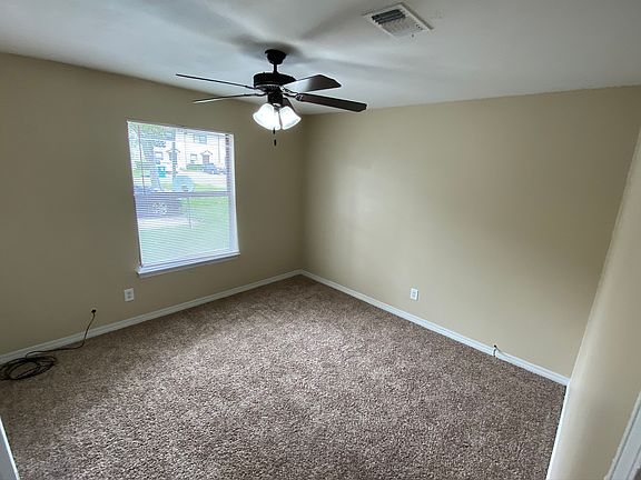 5th image of 508 Landview St APT A