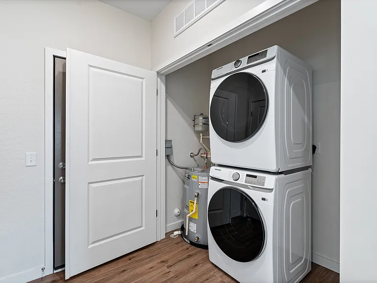 In-Unit Laundry