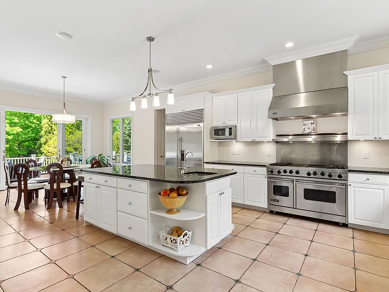 2296 Deerfield Rd — Photo 13