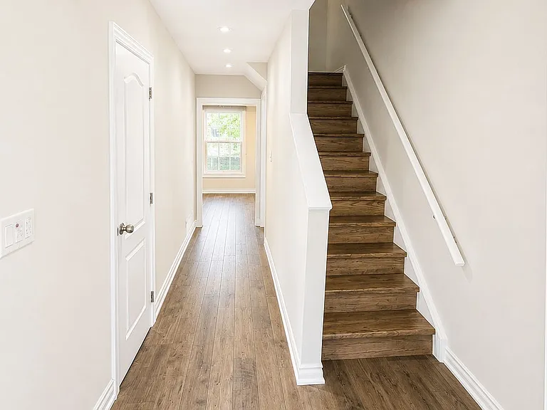 100 Burrows Hall Blvd #63 — Photo 8