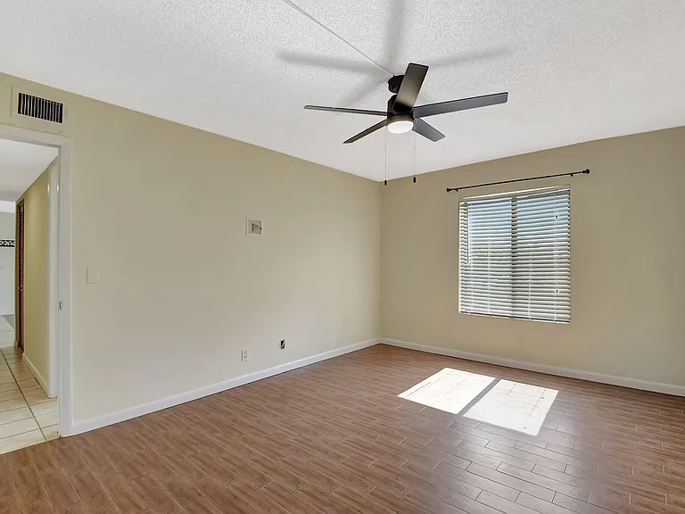 616 Sea Pine Way #C2 — Photo 17