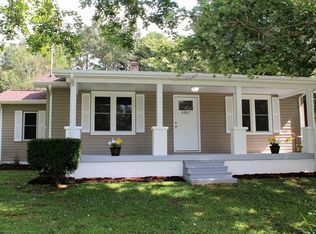 2927 Zeb Warren Rd, Cookeville, TN 38506