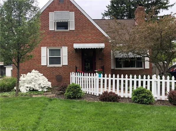 3390 Wooster Rd, Rocky River, OH 44116