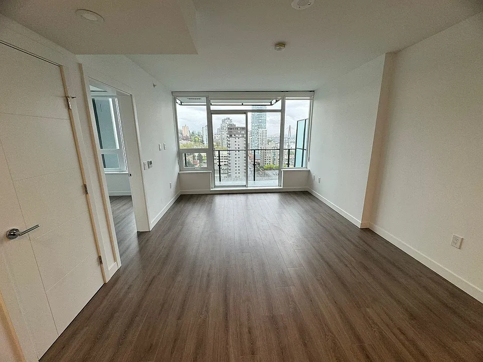 823 Carnarvon St #2
