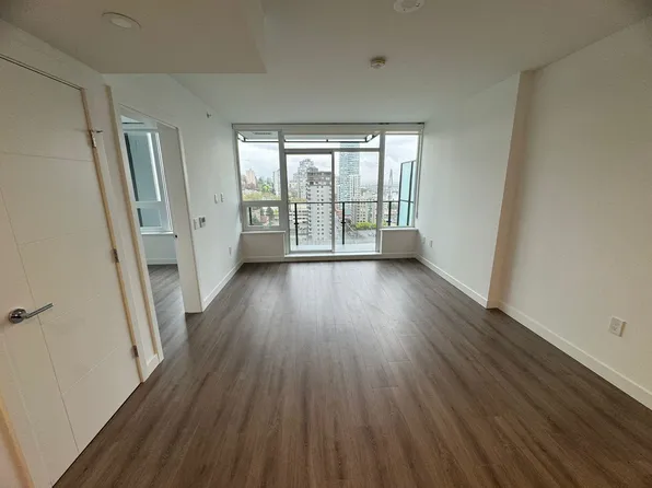 823 Carnarvon St #2, New Westminster, BC V3M 0N5