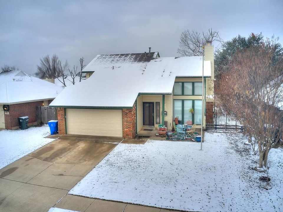 1st image of 1600 Oriole Dr