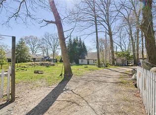68 Pershing Ave, Tiverton, RI 02878