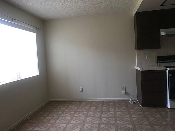 3rd image of 200 S Carondelet St #2