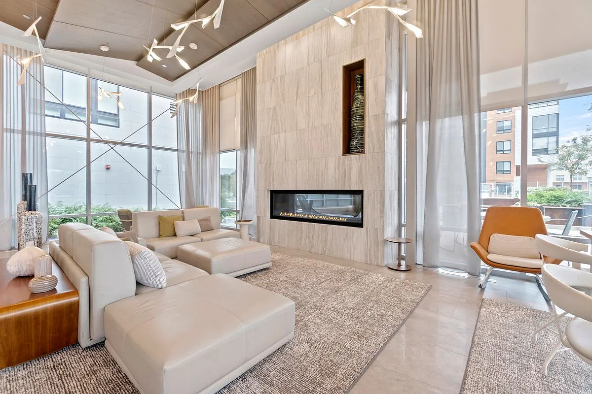 Building Photo - 145 Riverhaven Dr #314