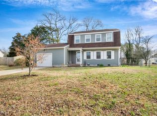 11 Ridgemont Cir, Hampton, VA 23666