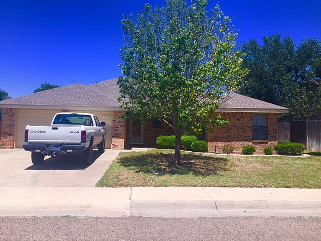 1st image of 4604 Gleneagles Dr