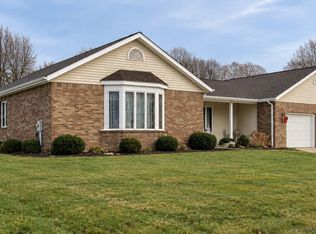 929 Pinetree Dr, Girard, PA 16417