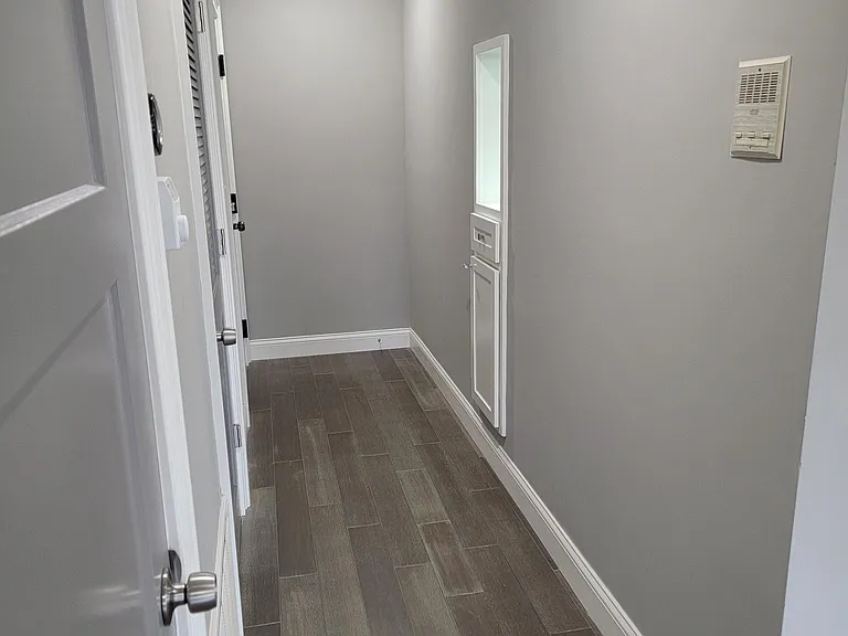 950 E Rue De La Banque #204 — Photo 23