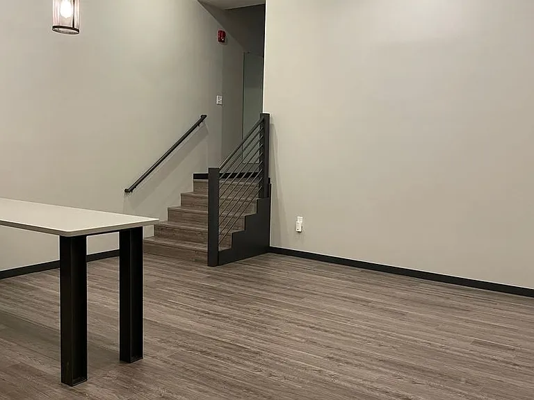 403 W Norfolk Ave #205 — Photo 3