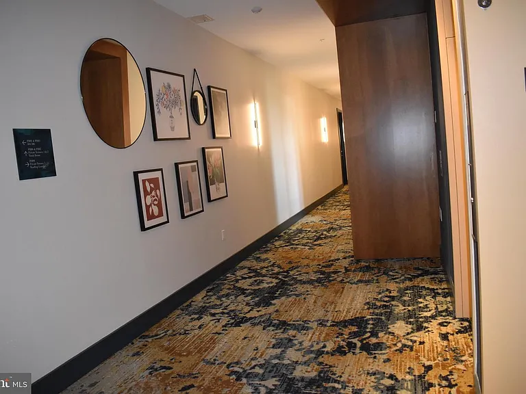 6803 Cameron #Penthouse 3 — Photo 25