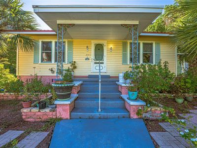 236 N Salisbury Ave, Deland, FL, 32720