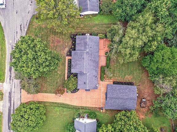 4th image of 3175 Cross Creek Ct