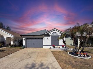 1332 Dew Bloom Rd, Valrico, FL 33594
