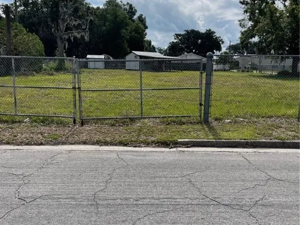 120 W Hogan St, Wauchula, FL 33873