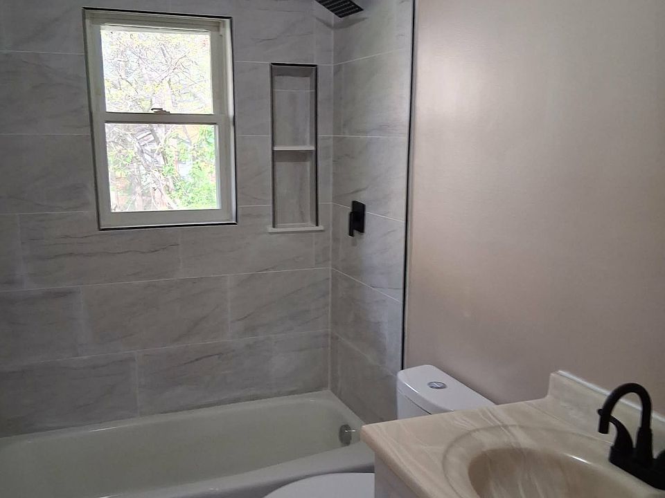 1st image of 19 Hunter St
