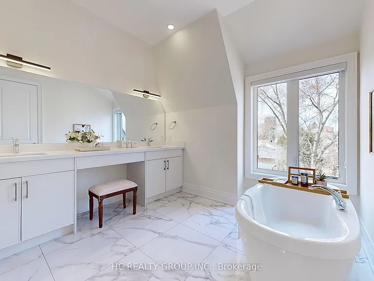 6 Becky Cheung Ct — Photo 16