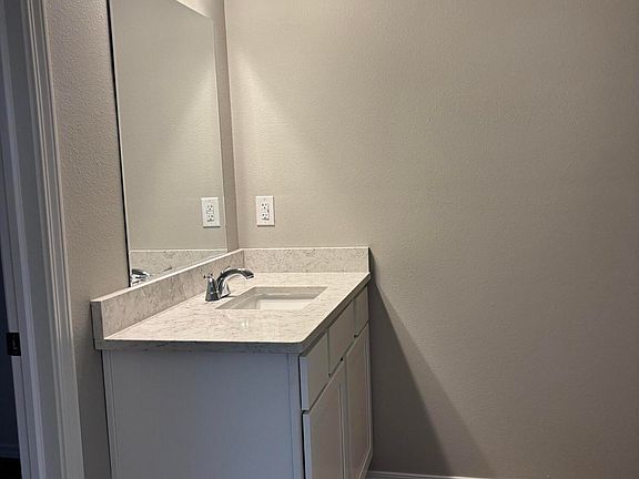 4th image of 5489 S 250th Road