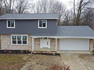 6071 Meadowwood Ln, Grand Blanc, MI 48439