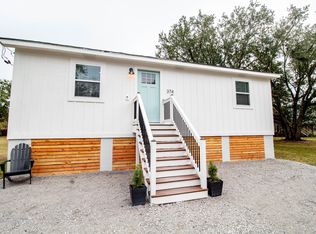 374 Hunter Ave, Pass Christian, MS 39571