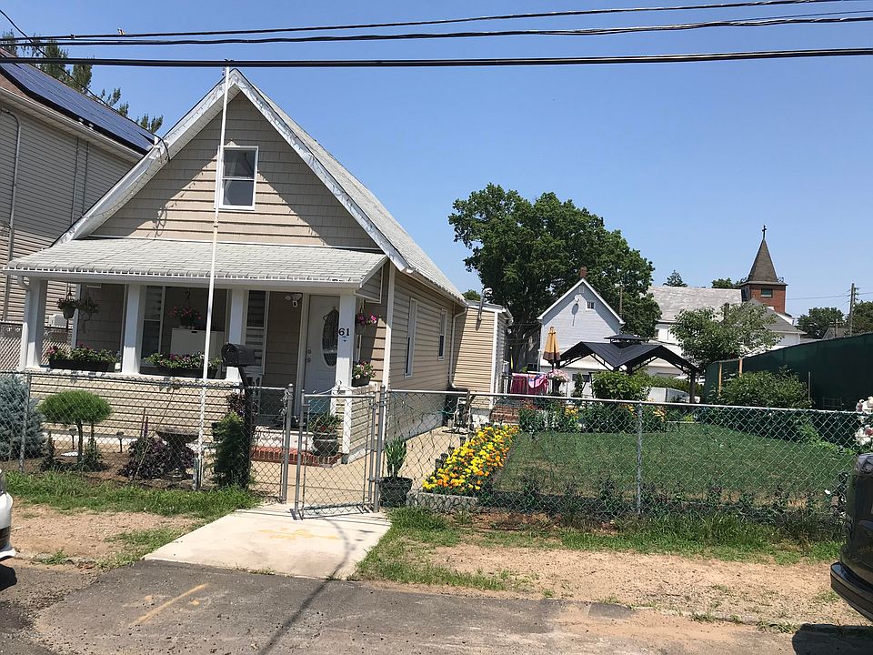 1st image of 61 Wild Ave