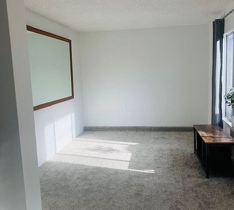 4th image of 772 Ash Ave #1