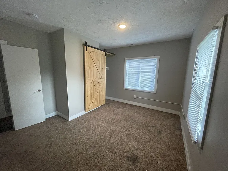 4026 Spring Cir — Photo 6