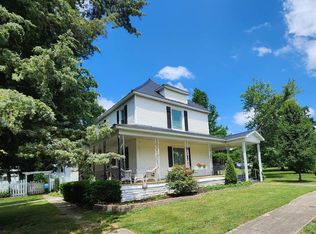 410 S 3rd St, Dahlgren, IL 62828