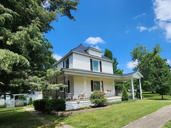 410 S 3rd St, Dahlgren, IL 62828
