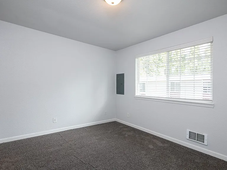 Erwin Estates — Photo 27