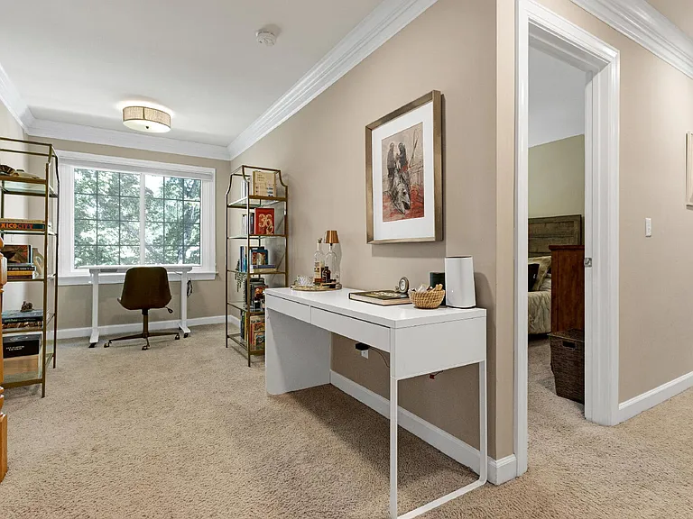 2711 Ashland Dr — Photo 29