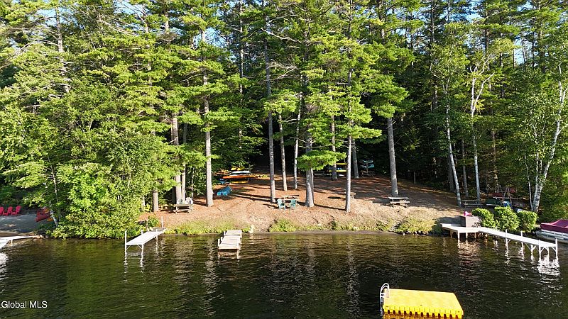 3rd image of 84 Marina Road