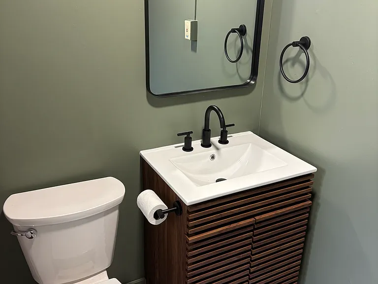850 S Lake St #3 — Photo 16